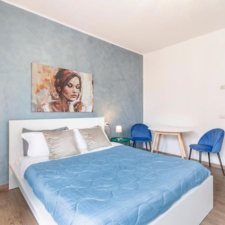 Bnb Drive In Ρώμη Εξωτερικό φωτογραφία